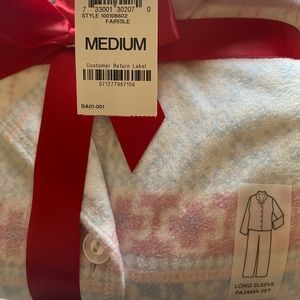 Fleece PJ set NWT size medium
